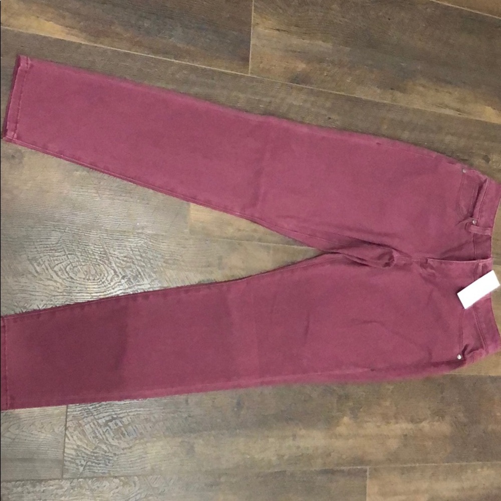 CAbi jeans Bordeaux color size 8 NWT